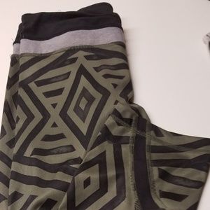 Lululemon Capri Leggings